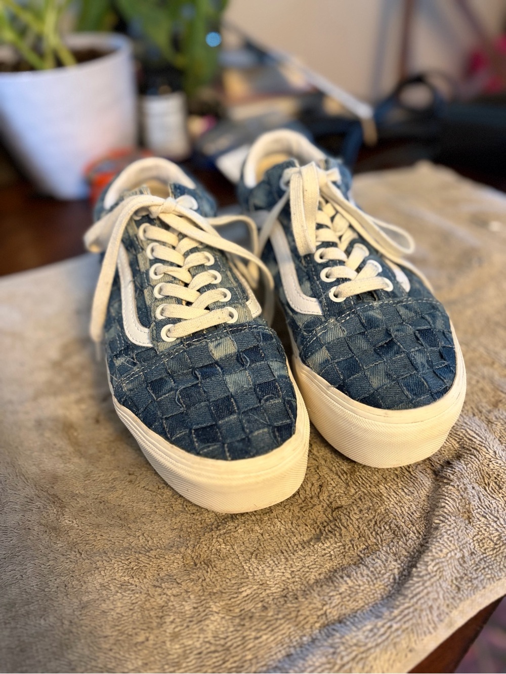 Vans Women's Blue Woven Skate Sneakers with White Stripe